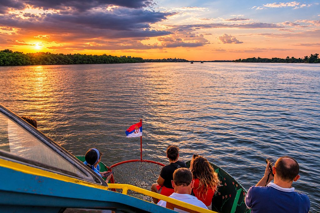 Sunset cruise Dunabe river